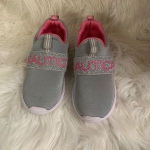 Nautica Slip-on sneakers